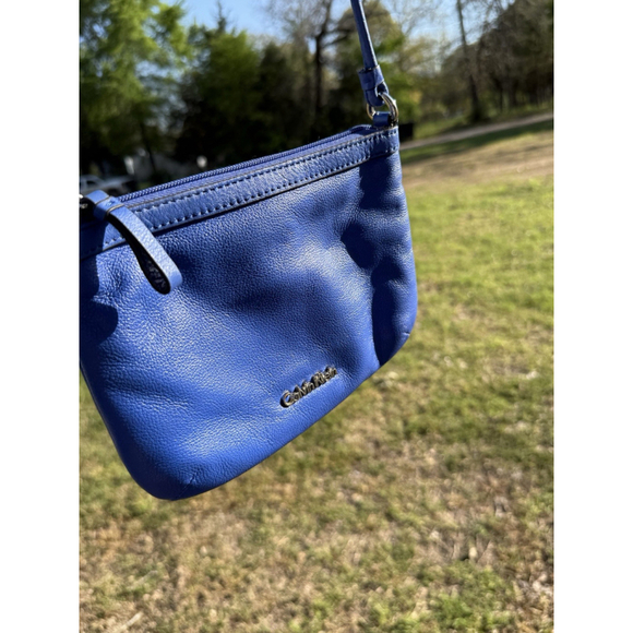 Calvin Klein Blue Pebbled Leather Crossbody Handbag Satchel Purse - Picture 1 of 12
